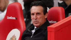 Unai Emery critical of ‘lazy’ Aston Villa after draw at 10-man Sunderland