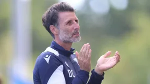 Danny Cowley hails ’90-minute performance’ from Colchester in Chesterfield romp