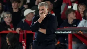 Friday’s briefing: Forest defeat adds to Postecoglou pressure as Villa win