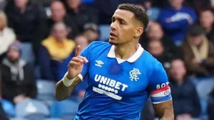 James Tavernier rescues draw with Dundee United as Rangers fans vent anger