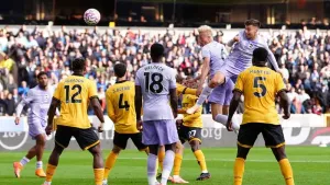 Jan Paul van Hecke’s late header for Brighton denies Wolves a first win