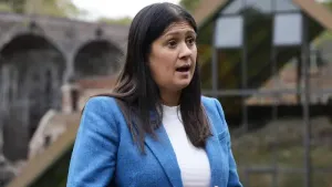 Lisa Nandy says Maccabi Tel Aviv fan ban at Villa Park ‘chooses exclusion’