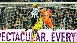Nick Woltemade on target again as holders Newcastle knock Spurs out of EFL Cup
