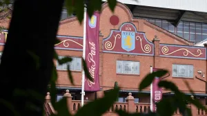 No 10 pledges action on Maccabi fans ban a week after police warned of risk