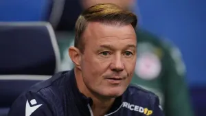 Noel Hunt disappointed Reading only managed one point against Mansfield