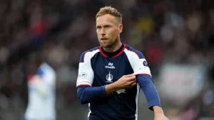 Scott Arfield strike sees Falkirk snatch comeback victory over Motherwell