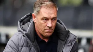 Scott Lindsey offers scathing assessment after Crawley lose at Cambridge