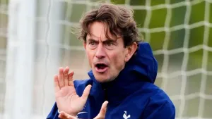 Thomas Frank relishing chance to meet up with David Moyes after Everton clash