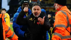 Vitor Pereira says he understands Wolves fans’ frustration after heated exchange