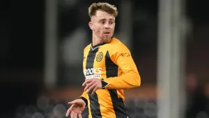 Ben Knight’s stoppage-time penalty earns Cambridge victory against Crewe
