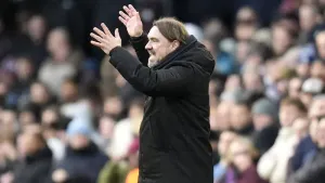 Daniel Farke shares ‘anger’ of Leeds supporters after defeat to Aston Villa