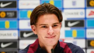 England’s Alex Scott happy to lean on stepsister Maya Le Tissier for advice