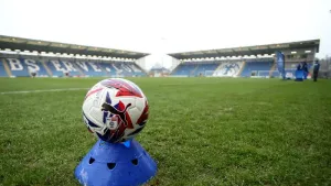 Joe Tomlinson strikes late as MK Dons beat Colchester for second-round spot