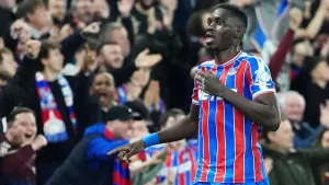 Oliver Glasner hopes Ismaila Sarr gets credit at home after double for Palace