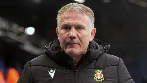 Phil Parkinson impressed by Wrexham resolve in draw at Ipswich