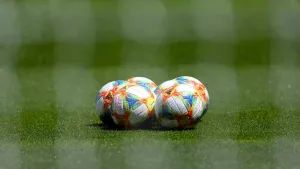 Scottish Championship: St Johnstone held after late drama at Dunfermline