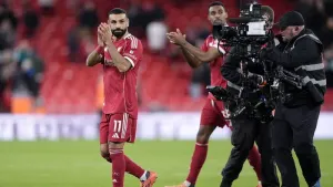 Sunday’s briefing: Salah scores landmark Liverpool goal and Wolves lose again