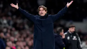 They can’t be true Tottenham fans – Thomas Frank angry at Guglielmo Vicario boos