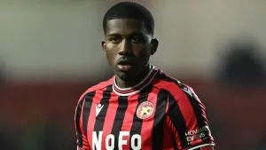 Walsall fight back to beat Bromley and stay top of League Two