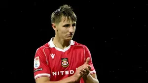 Wrexham snatch late point against Blackburn
