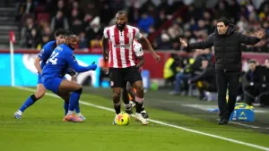 Andoni Iraola, right, is hoping to keep hold of Antoine Semenyo (Jordan Pettitt/PA)