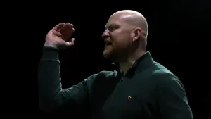 Andy Whing brands referee ’embarrassing’ after controversial Barrow defeat