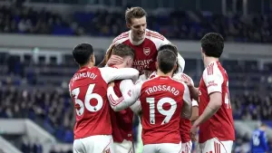 Arsenal’s Viktor Gyokeres (centre left) celebrates the only goal with his team-mates (PA)