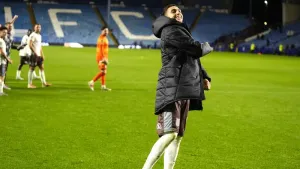 Jaze Kabia brace helps Grimsby into FA Cup third round