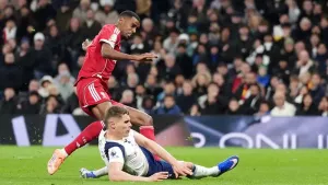 Liverpool fear Alexander Isak sustained a significant injury at Tottenham (Adam Davy/PA)