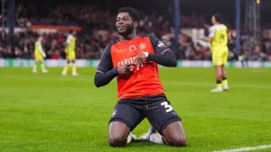 Luton blow away Leyton Orient