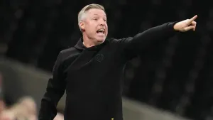 Neil Harris rues late ‘sucker punch’ as Chesterfield deny Cambridge