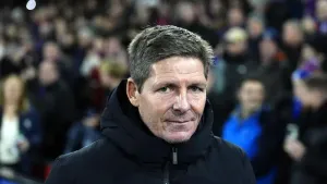 Oliver Glasner on the touchline (Jordan Pettitt/PA)