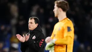 Sunderland manager Regis Le Bris (left) is going with the flow (John Walton/PA)