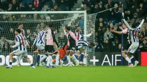 West Brom beat QPR to ease pressure on Ryan Mason