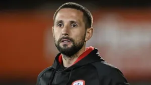 Conor Hourihane hails Barnsley matchwinner David McGoldrick’s professionalism