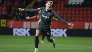 Derby boost their play-off ambitions with win at Charlton