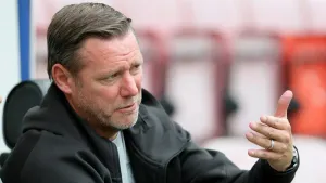 Kevin Nolan earns point on return to Bolton as Northampton boss