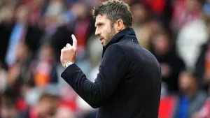 Man Utd dominate Man City as Michael Carrick reign begins with derby win