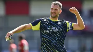 Mickey Demetriou’s late header earns Crewe point at league leaders Bromley