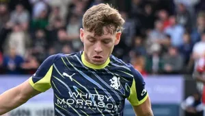 Crewe hit back to earn point at Barnet thanks to Owen Lunt strike